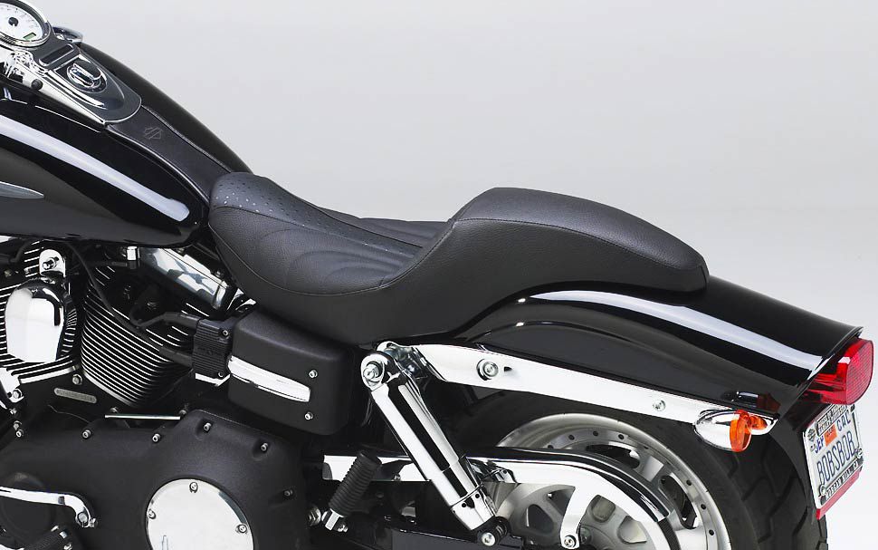 Corbin Motorcycle Seats & Accessories | HD Fat Bob Dyna-Glide | 800-538 ...